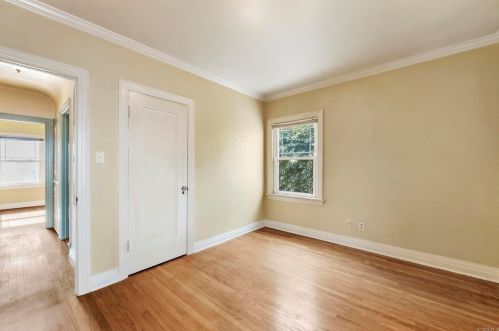 1204 Edgemont St, San Diego CA 92102-1740 exterior