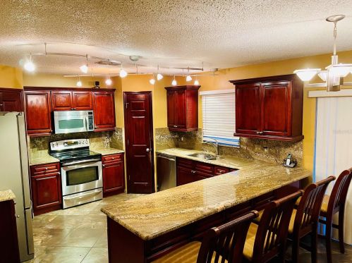 27 Miramar Way, Kissimmee, FL 34758-3064