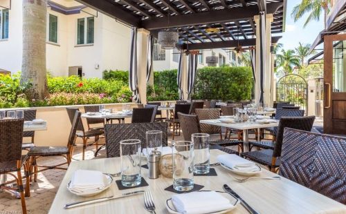 221 9th St, Naples FL 34117-2155 exterior