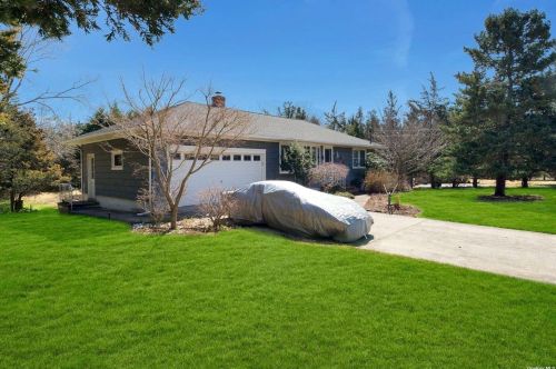 1145 Nakomis Rd, Southold, NY 11971-4854