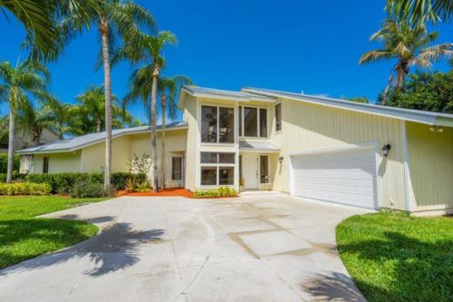 6171 Woodlake Rd, Jupiter, FL 33458-2482