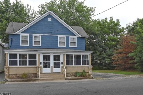 12 Lee Ave, Dover, NJ 07801-4305