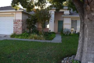 7051 Turnberry Ln, Riverbank, CA 95367-3303