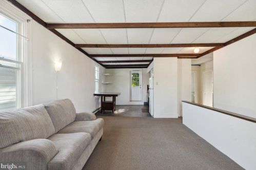 7648 Ardleigh St, Philadelphia PA 19118-3415 exterior