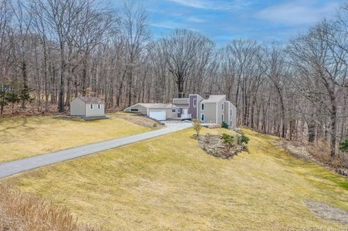 110 Hog Hill Rd, East Hampton, CT 06424-1823