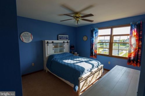 7 Elm Dr, West Enola PA  17025-2083 exterior