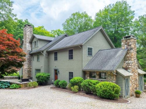 210 Old Branchville Rd, Ridgefield, CT 06877-6025