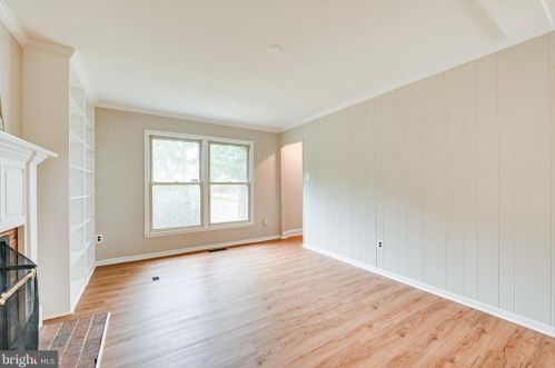 626 Worchester St, Herndon VA  20170-3139 exterior