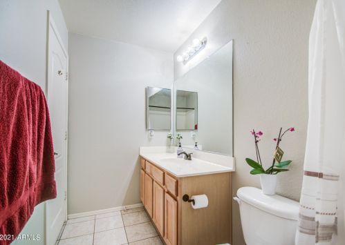 4057 Summer Ct, Gilbert AZ  85297-6602 exterior