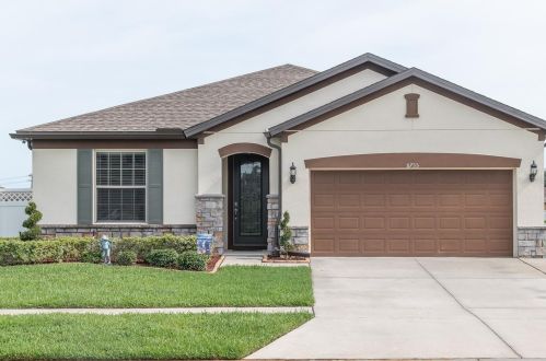 8735 Hinsdale Heights Dr, Polk City FL  33868-6010 exterior