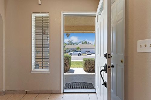 1026 Acaciawood Ct, Los Banos CA  93635-2937 exterior