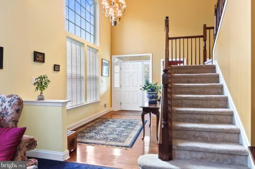 1853 Alexander Dr, Macungie, PA 18062-8786