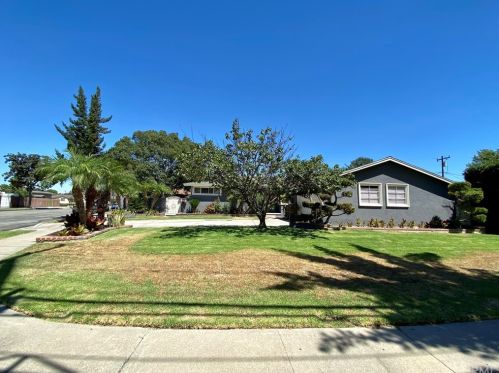 704 Loara St, Anaheim, CA 92802-1506