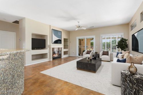 16437 Labyrinth Ln, Sun City, AZ 85374-6248