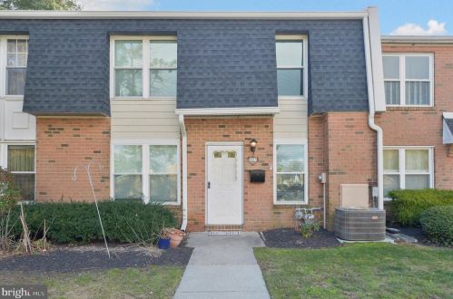 3015 Harbour Dr, Palmyra NJ  08065-2205 exterior