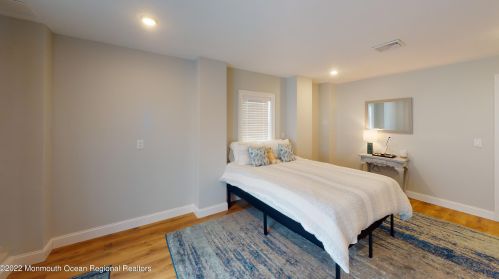 5 Fort Ave, Pelican Island NJ  08751-1512 exterior