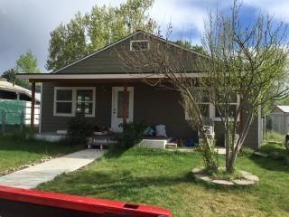 703 Adams St, Richland, WA 99352-4547