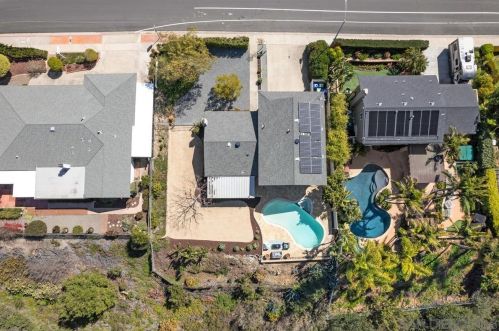6390 Lake Shore Dr, San Diego, CA 92119-3009