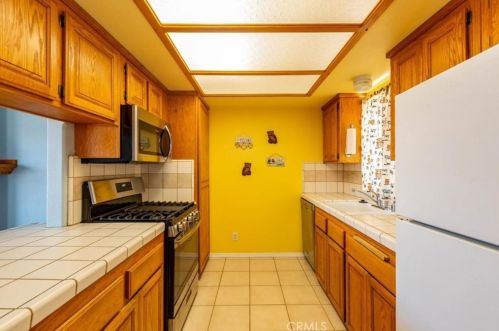 884 Longbranch Ave, Pismo Beach CA  93433-2402 exterior