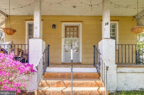 16 Davis Ave, Camden, NJ 08106-1017