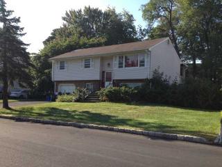 9 Centennial Dr, Garnerville, NY 10923-1105