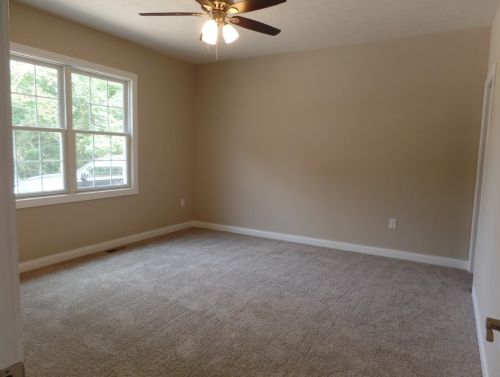 1323 Pekin Rd, Liberty Township OH  exterior