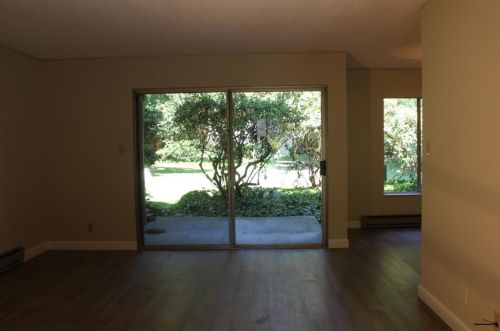 505 Cypress Point Dr, Mountain View CA  94043-4864 exterior