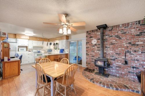 6860 Ridgeway Dr, Pacific House, CA 95726-9503