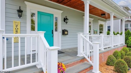 211 Seneca Pl, Westfield NJ  07090-4335 exterior