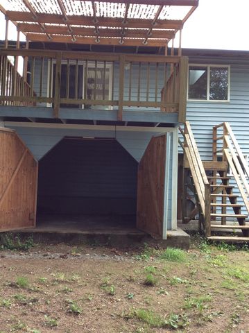 7370 Trica Ave, Bremerton, WA 98311-4057