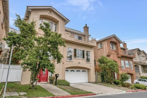 33 Lausanne Ave, Daly City, CA 94014-1853