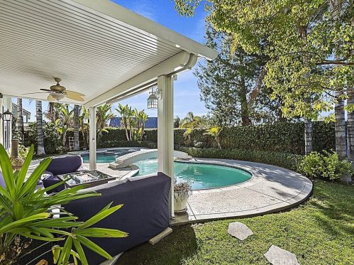 8055 La Crosse Way, Riverside CA  92508-6142 exterior