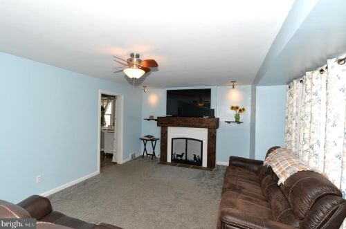 1805 Line St, Lansdale PA 19446-1632 exterior