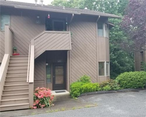 305 Piney Mountain Dr, Asheville, NC 28805-1244