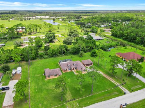 14311 86th Rd, Town Of Loxahatchee Groves, FL 33470-4385