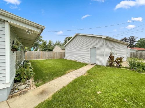 225 Delaware St, Hobart IN  46342-4110 exterior