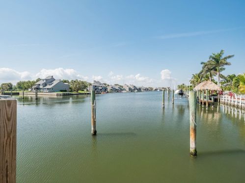 2115 Windward Way, Vero Beach, FL 32963-3018