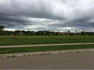 360 Kira Ln, Paynesville, MN 56362