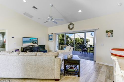 555 Piedmont Rd, Sanibel FL  exterior