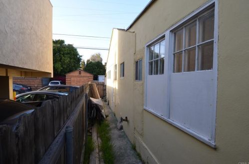 1160 Grand Ave, San Diego CA 92109-4272 exterior