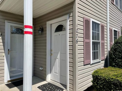 1076 Savoy Dr, Huntington Station NY  11747-5276 exterior