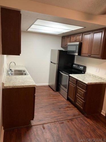10202 Black Mountain Rd, San Diego, CA 92126-3821