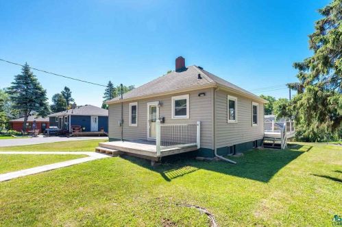 177 Austin St, Duluth MN  55803-1758 exterior