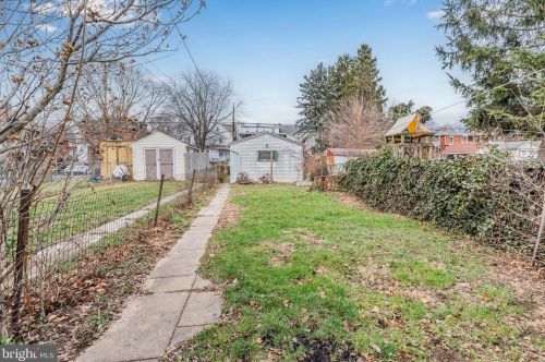 531 Herman Ave, Lemoyne PA  17043-1823 exterior