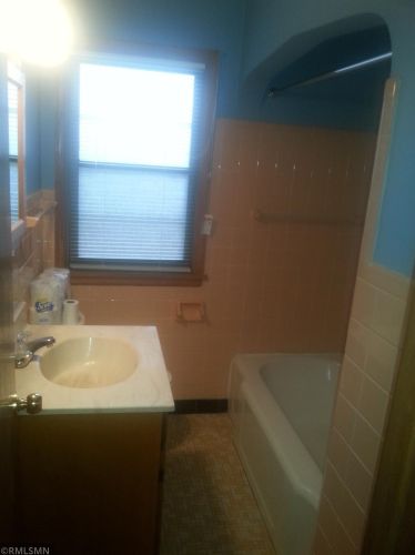 3951 Thomas Ave, Minneapolis MN  55410-1235 exterior