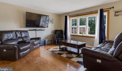 4736 Kirkdale Dr, Woodbridge VA  22193-4840 exterior