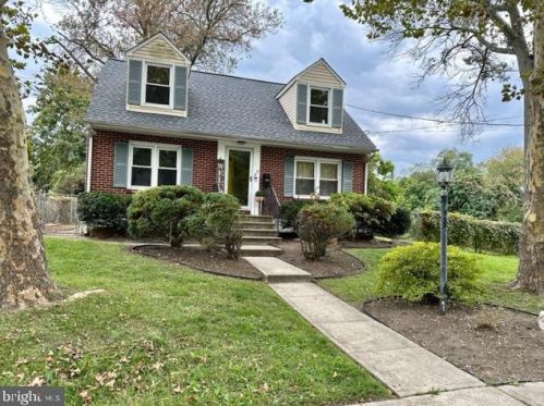 202 Carlisle Ave, Trenton, NJ 08620-1212