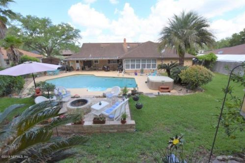2912 Circle Ridge Dr, Orange Park, FL 32065-5760