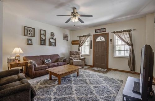 6176 Main St, Miami OH  45056-9356 exterior