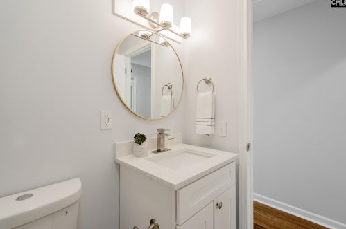 1712 Robin Crst Dr, Cayce-West Columbia SC  29169-5433 exterior